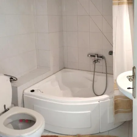 Daire Joanna House In Golos