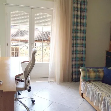 Joanna House In Daire